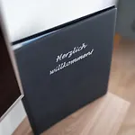 Apartment Düsseldorfer Hof A1 *
